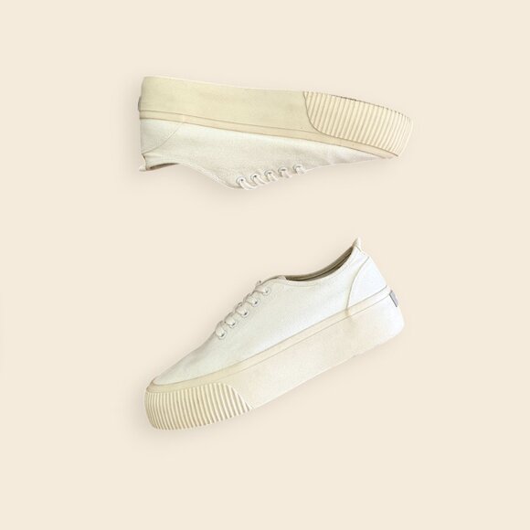Everlane, The Forever Platform Sneaker, Off White and Cream, Size 8 - Picture 2 of 3